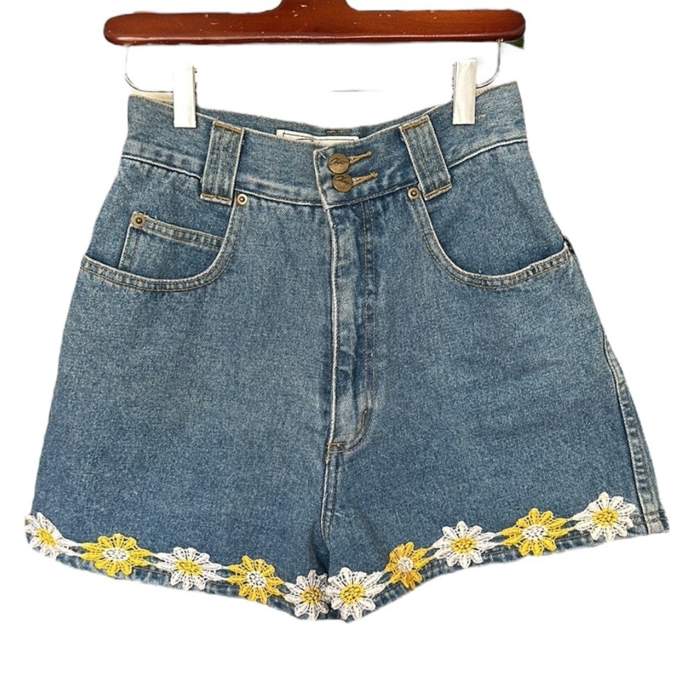 Vintage 90s CHAZZZ Denim Shorts High Waist No‎ Stretch Embroidered Daisy Size 25